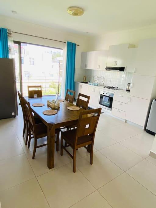 Beach Apartment Flic en Flac ภายนอก รูปภาพ